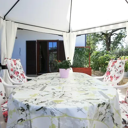 Palmira Apartman *